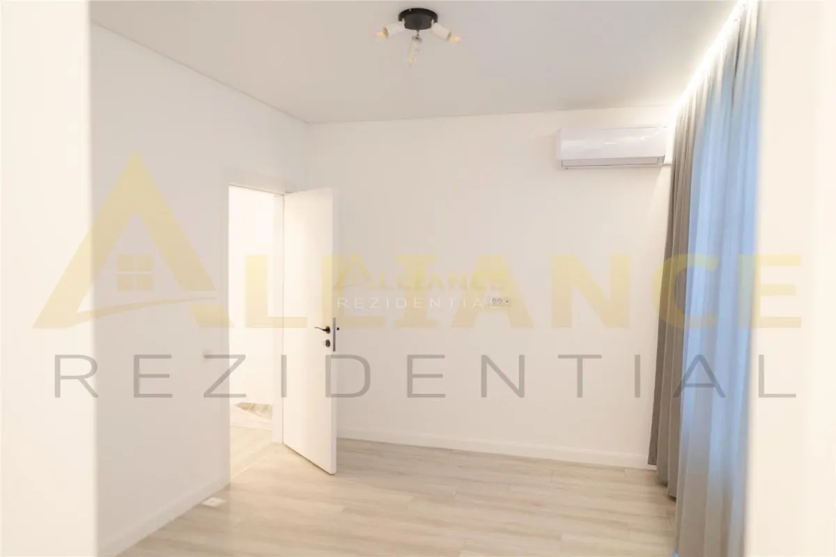- APARTAMENT TIP DUPLEX - 3 CAMERE 3 BAI - 119MP - SCARA INTERIOARA - foto 9