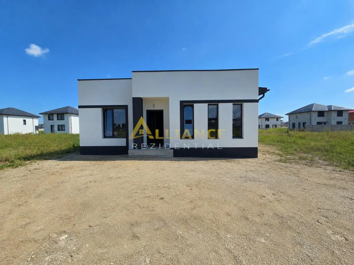 Casa parter- 100m de autobuz- 470mp teren- placa de beton - foto 1