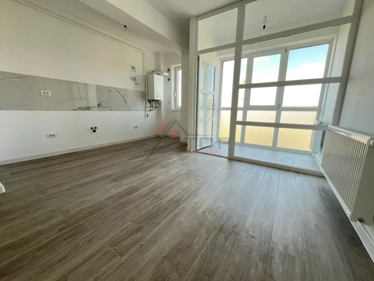 Apartament 2 camere Bloc Nou - Visoianu - cug intabulat - foto 1