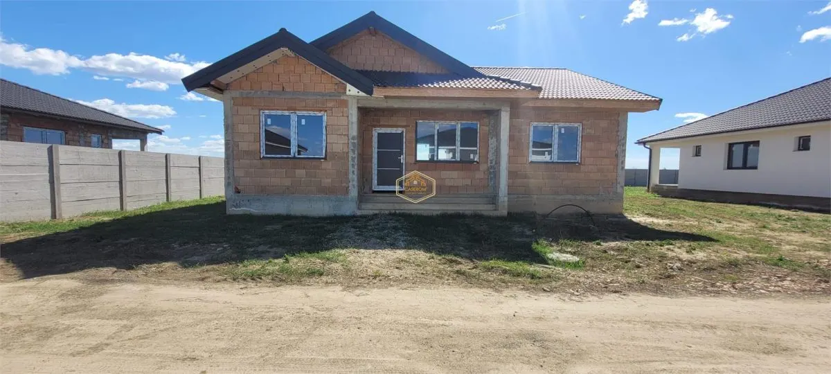 Casa Noua cu 3 camere în  Lazuri | Teren 550 mp - foto 1
