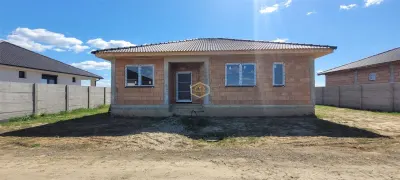 Casa Noua  cu 3 camere în Lazuri | Teren 550mp - foto 2