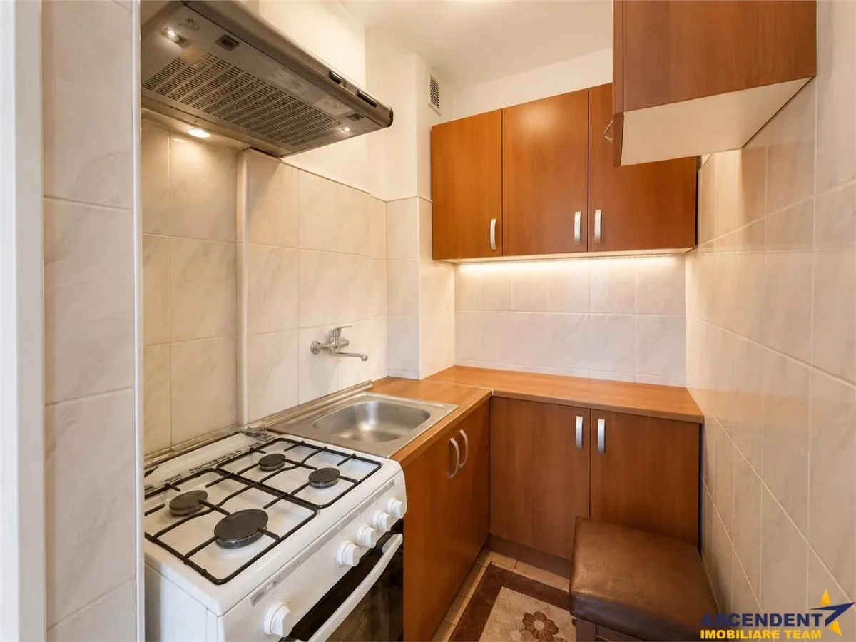 Apartament pe 2 camere cu potential, langa UMF, zona Ady Endre, Targu Mures - foto 2