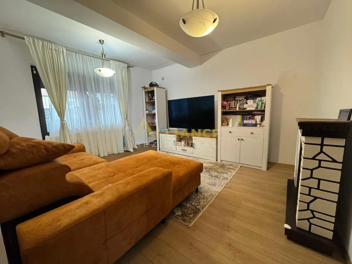 Exclusivitate â€“ Casa moderna P+1+M | 5 camere | Mutare Imediata - foto 1