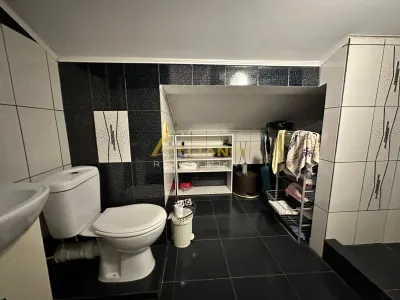 Exclusivitate â€“ Casa moderna P+1+M | 5 camere | Mutare Imediata - foto 7