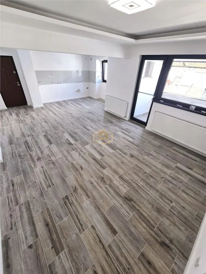 Apartament 3 camere | Complet renovat | Centru Nou - foto 2