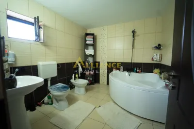 Vilă premium cu piscină, eficiență energetică și spații generoase pentru întreaga familie - foto 17